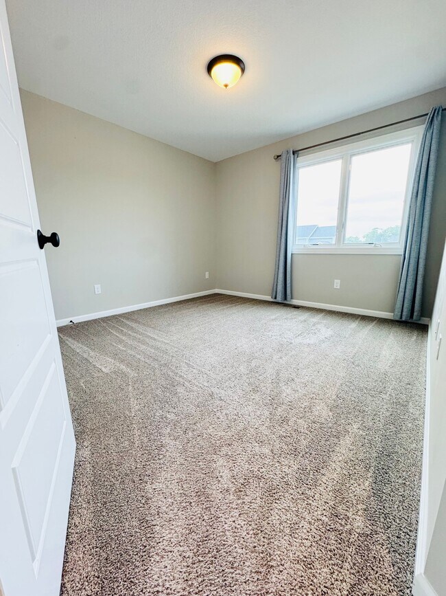 Building Photo - 17171 Delancey Ct