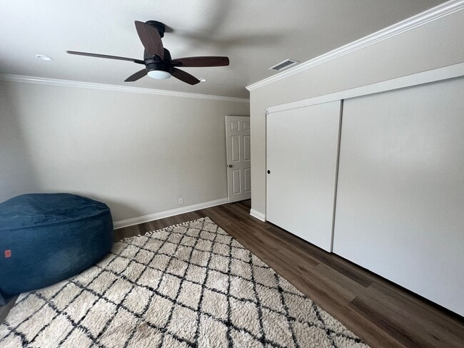 Building Photo - GORGEOUS 3/2.5 Bath Remodeled Home with Stunning Views in Alpine