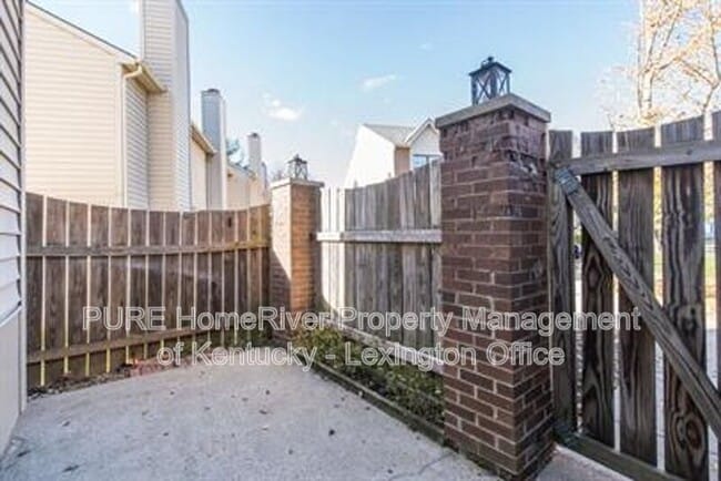 Building Photo - 1112 Turkey Foot Rd