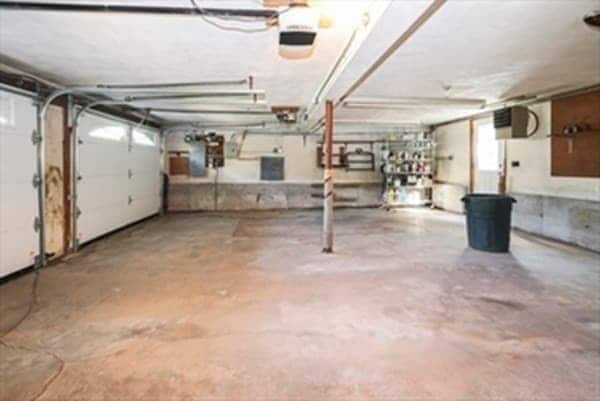 Building Photo - 11A Centre Ln