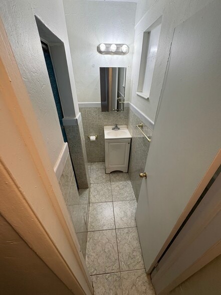 Building Photo - 6387 Coral Way