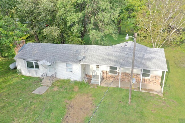 Building Photo - 3244 Marion Rd SE