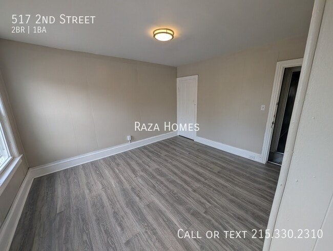 Building Photo - 517 Second St