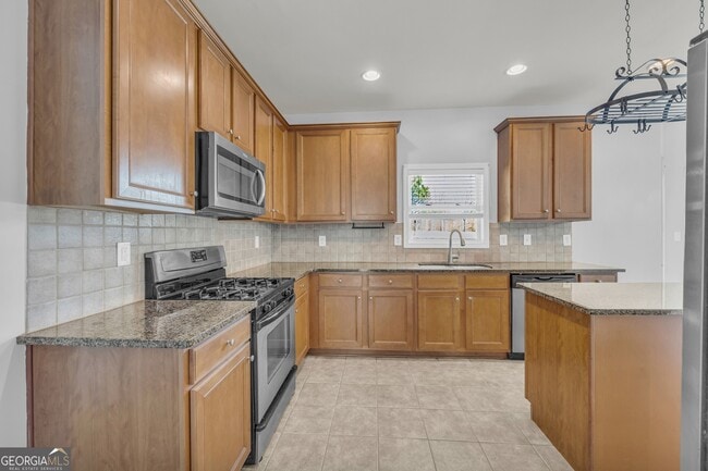 Building Photo - 816 Kaitlyn Dr