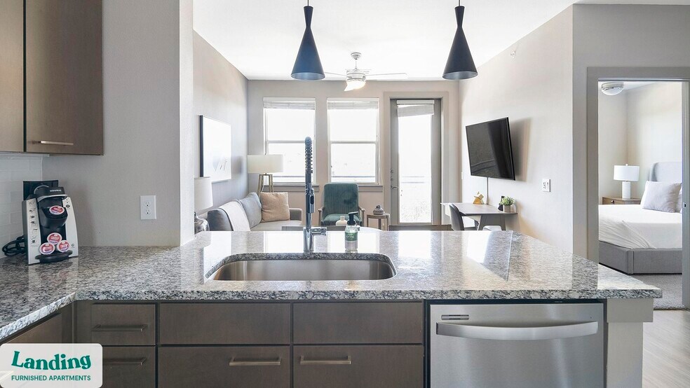 Building Photo - 6107 E Riverside Dr