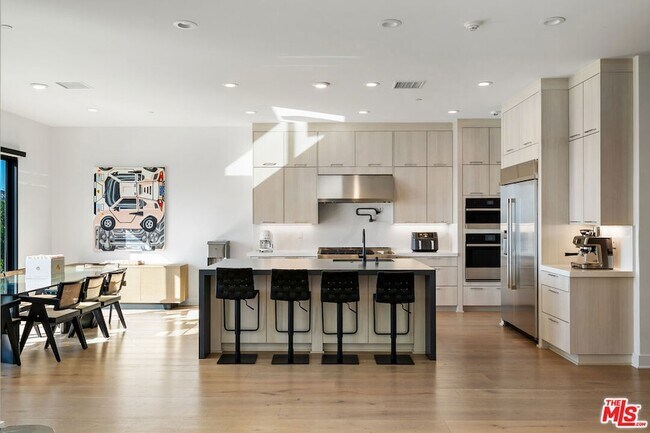 Building Photo - 20712 Deer Grass Ct