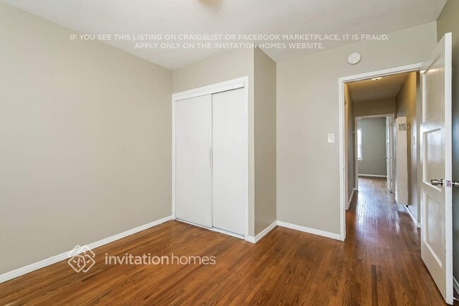 Building Photo - 127 E 79th St