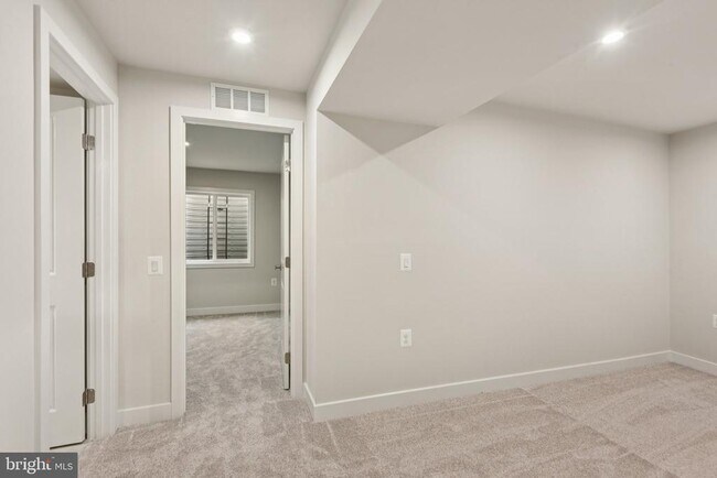 Building Photo - 9005 Owensby Dr