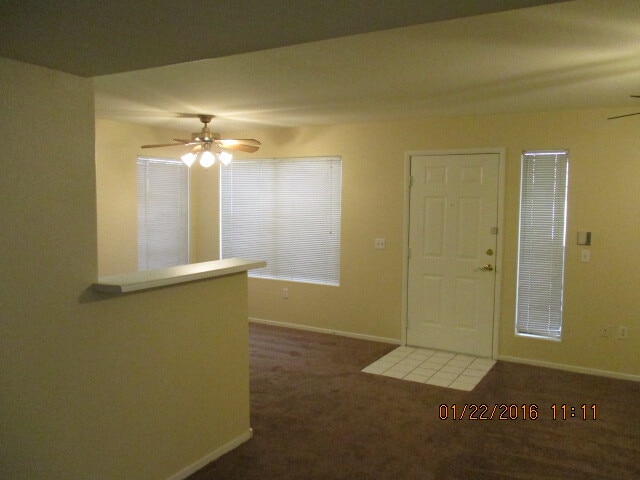 Building Photo - 5710 E Tropicana Ave