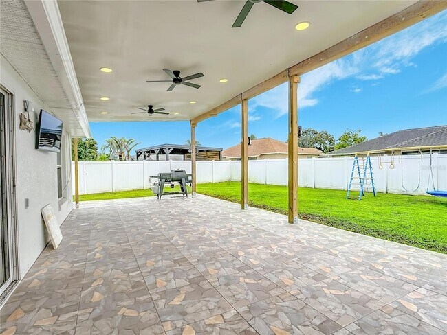 Building Photo - 3596 Yellow Bird Ct
