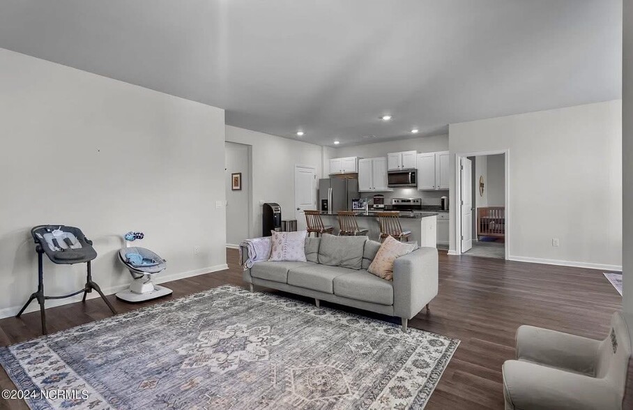 Building Photo - 1561 Pleasant Hollow Ct SE