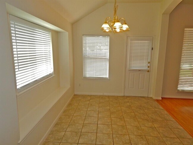 Building Photo - 26872 Monarch Manor Ln