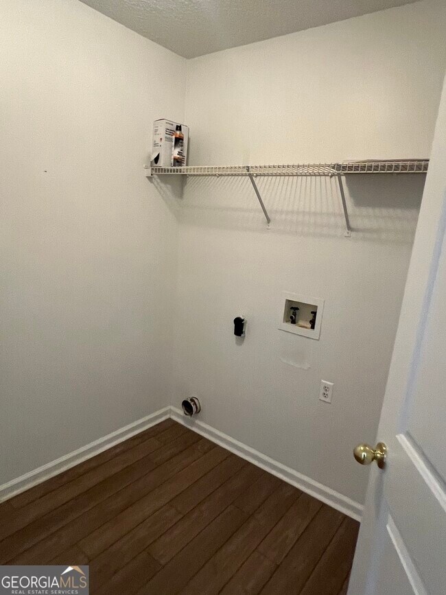 Building Photo - 308 Maggie Way