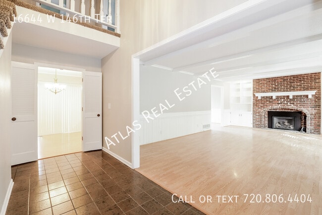 Building Photo - Exceptional home in Havencroft! 1.5 Story ...