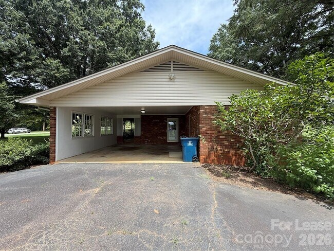 Building Photo - 1130 Turnersburg Hwy