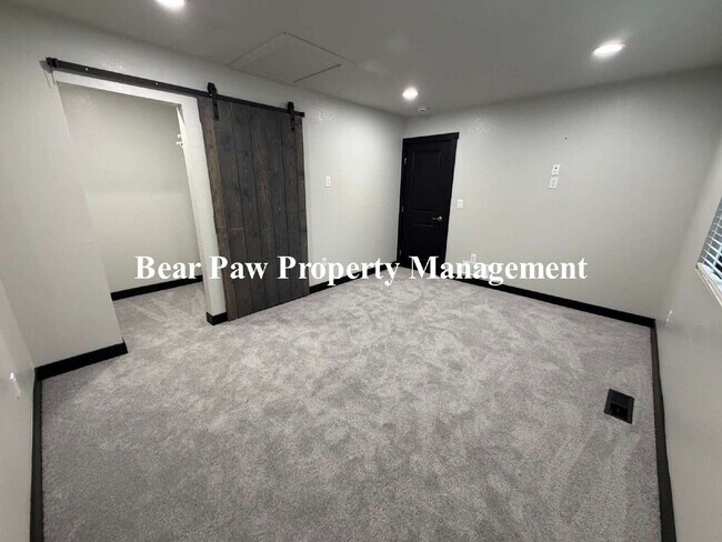 Building Photo - Spacious 2-Bed, 2-Bath Condo Retreat in Evergreen, CO!"