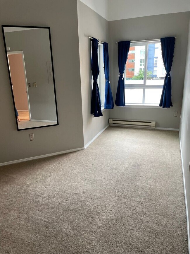 Building Photo - 1Bd/1Ba Seattle Condo