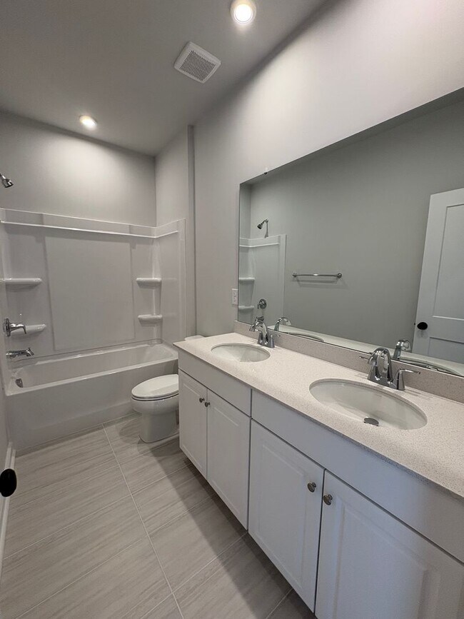 Building Photo - New Construction