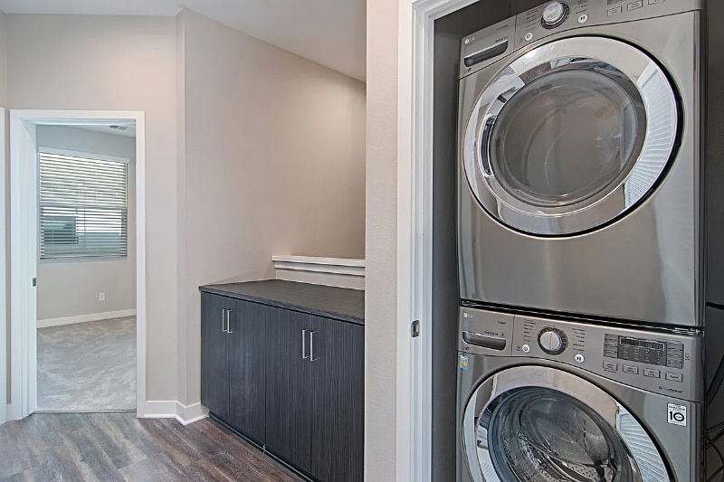 Building Photo - 709 Anchor Ct