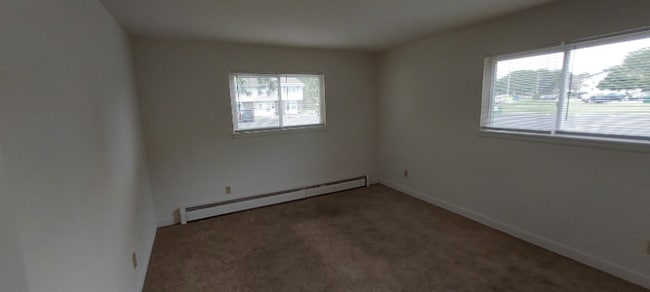 Building Photo - N142W6196 Concord St