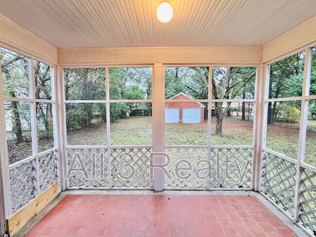 Building Photo - 108 Brantwood Dr