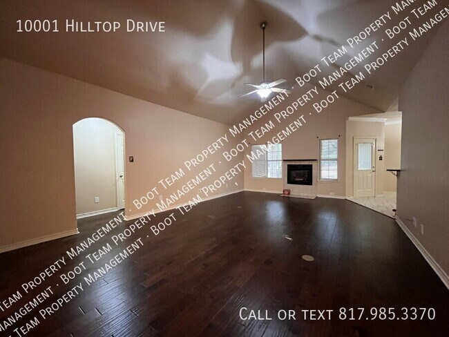 Building Photo - 10001 Hill Top Dr