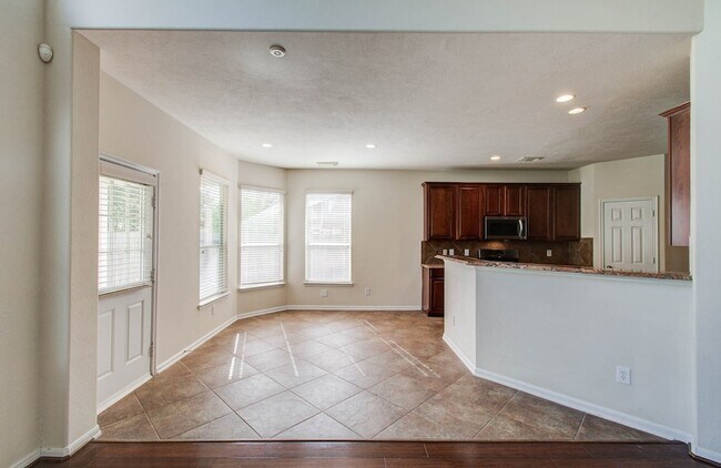 Building Photo - 5122 Raven Forest Ln