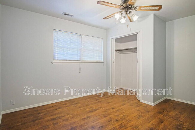 Building Photo - 2321 N Peniel Ave