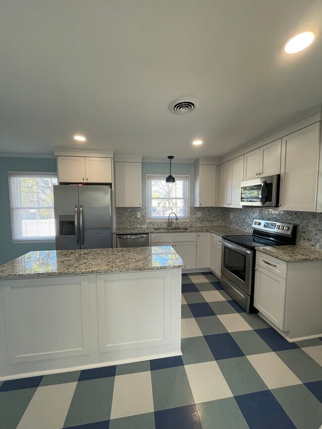 Building Photo - Stonewall