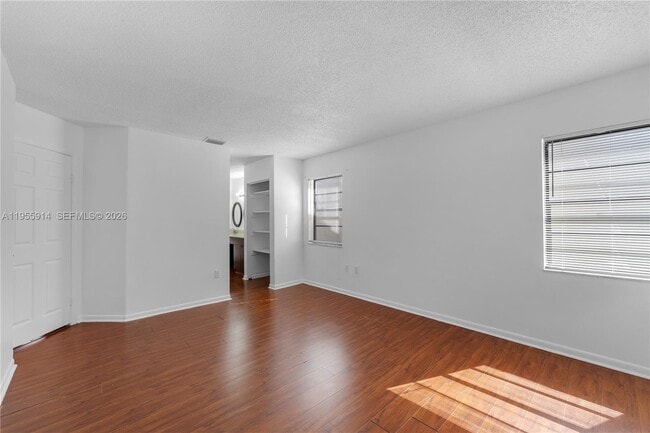 Building Photo - 6114 SW 127th Pl