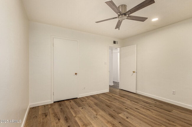 Building Photo - 3540 E Montecito Ave
