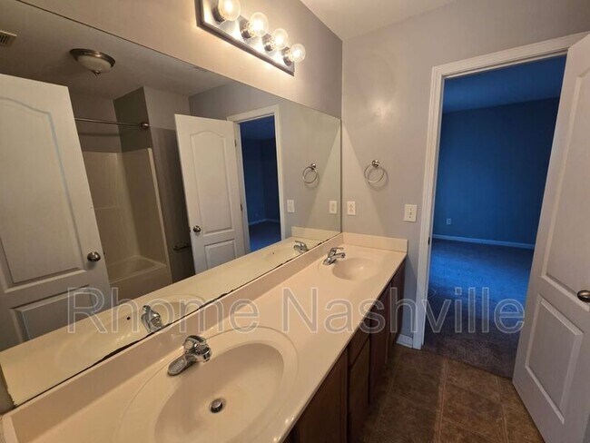 Building Photo - 3413 Whitesail Ct