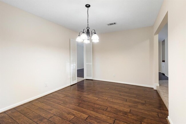 Building Photo - 15106 Forest Lodge Dr