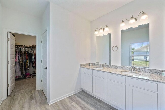 Building Photo - 51 Woodsorrel St