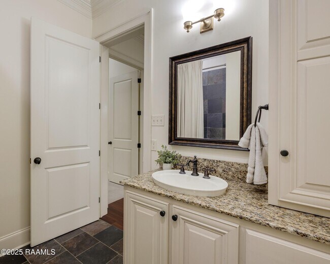 Building Photo - 202 Pendleton Blvd