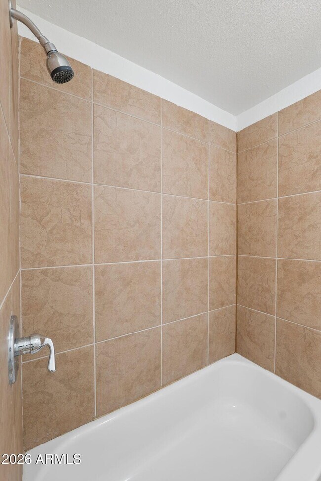 Building Photo - 7 S Catalina St