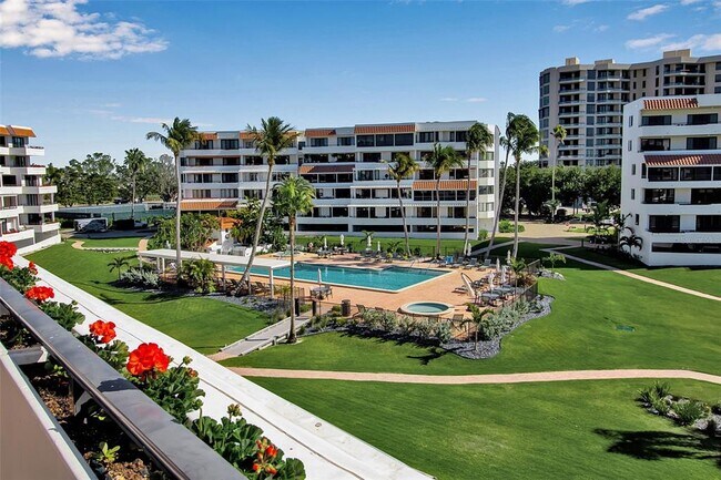 Building Photo - 1485 Gulf of Mexico Dr