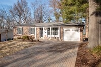 Building Photo - 9907 Gilbrook Ave