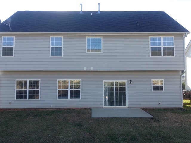 Building Photo - 2849 Watercrest Dr NW