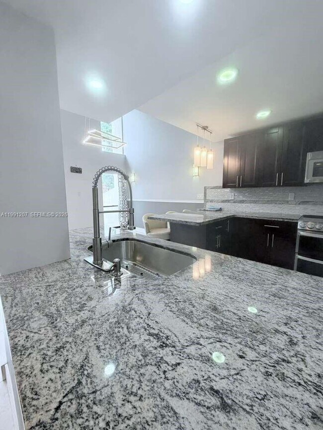 Building Photo - 8517 NW 9th Pl