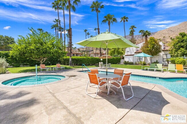 Building Photo - 2230 S Palm Canyon Dr