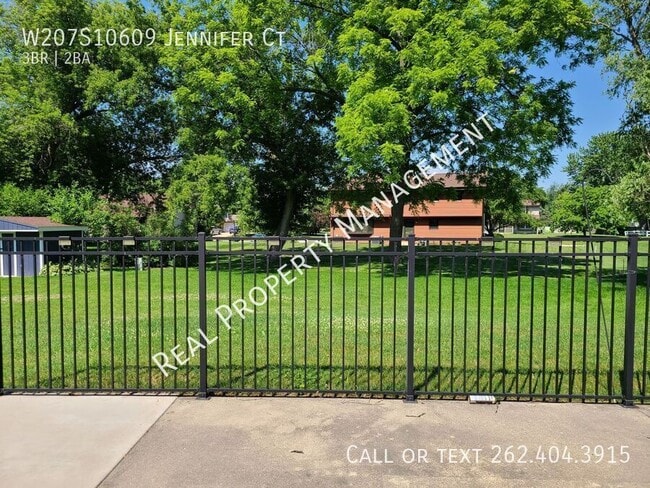 Building Photo - W207S10609 Jennifer Ct