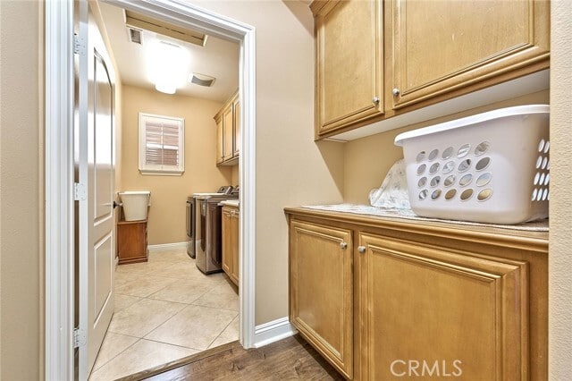 Building Photo - 524 S Petunia St