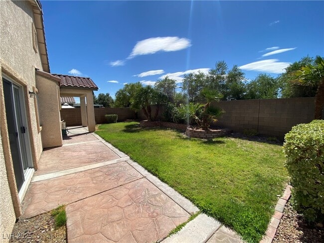 Building Photo - 2754 Grande Valley Dr