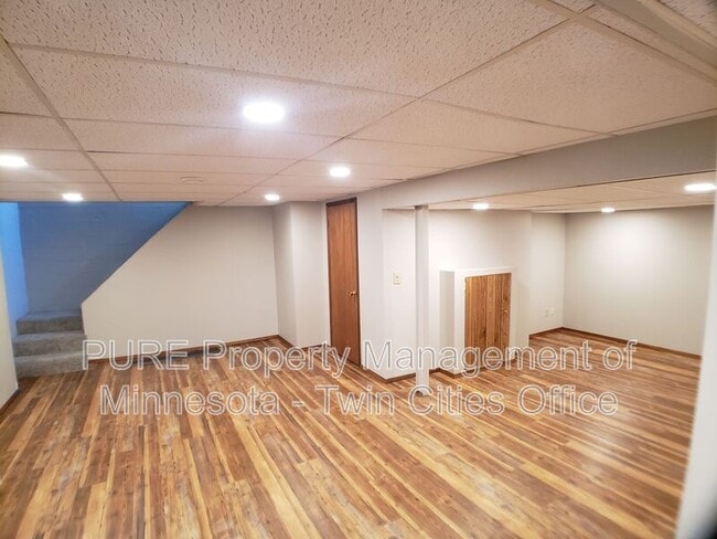 Building Photo - 1315 5th Ave S