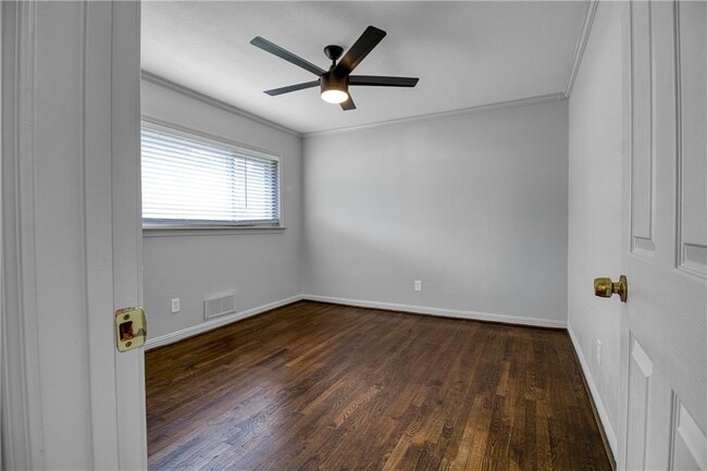 Building Photo - 3447 Pierce St