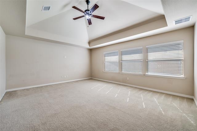 Building Photo - 7495 Perry Dr