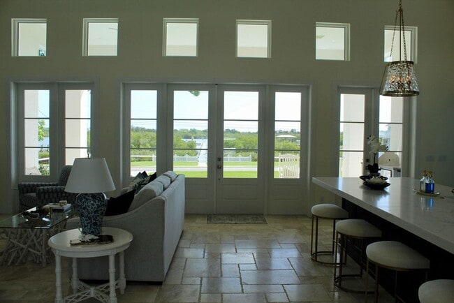 Building Photo - Fully Furnished 3 Bedroom, 3.5 Bath Home with Stunning Intracoastal Views