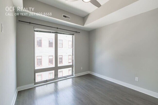 Building Photo - 1607 Catharine St