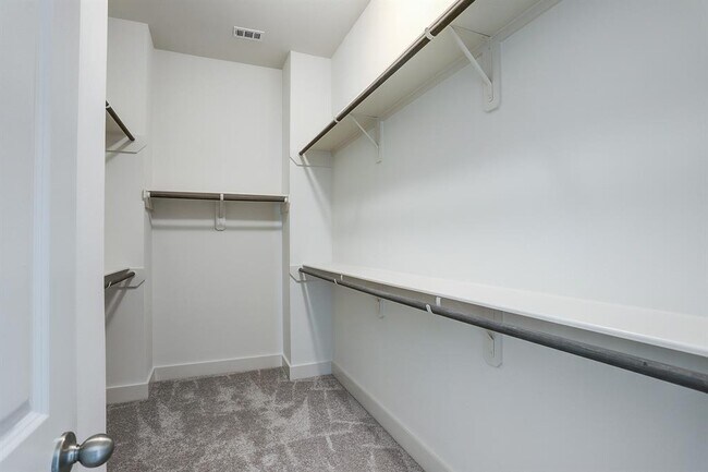 Building Photo - 9434 Kerrwood Ln